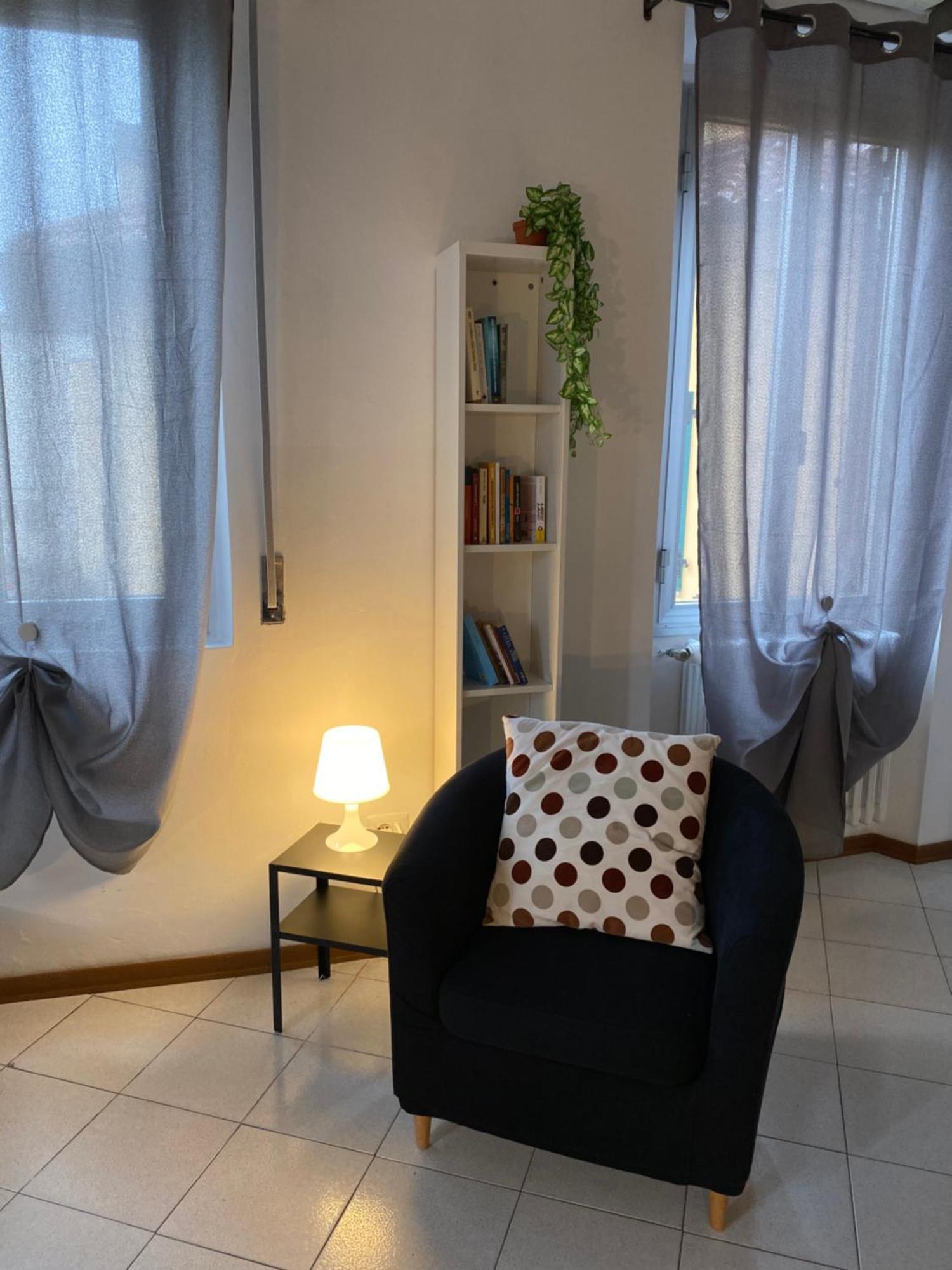 Civico 8 Hotel Prato  Buitenkant foto
